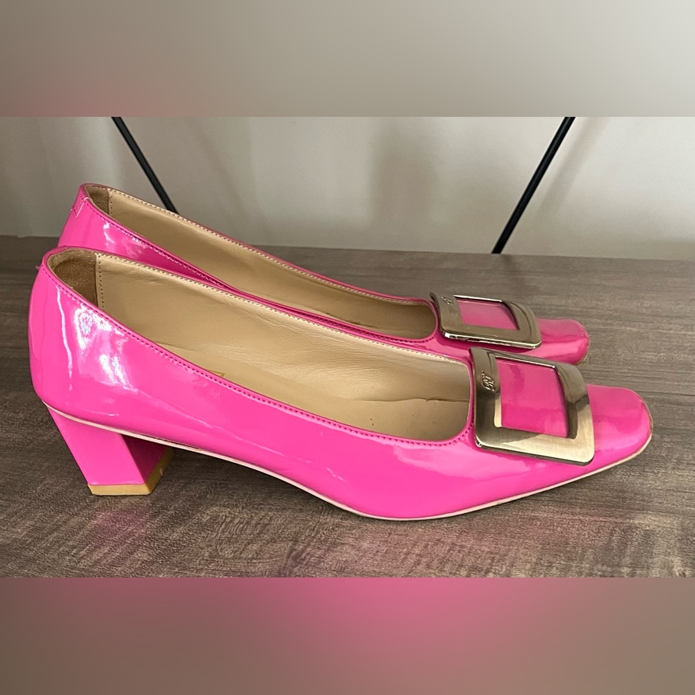 Roger Vivier Pink Patent Buckle Leather Shoes Size 38 / US 7.5 - Picture 3 of 13